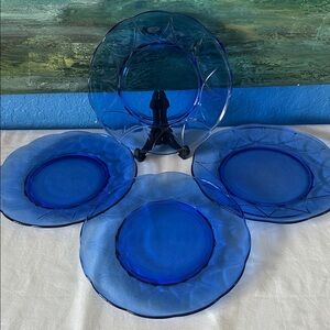 4  vintage Hazel Atlas cobalt blue plate in the "Newport" or "Hairpin" pattern